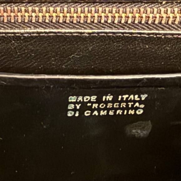 Roberta Di Camerino vintage brown handbag...soooo charming. - Picture 3 of 3